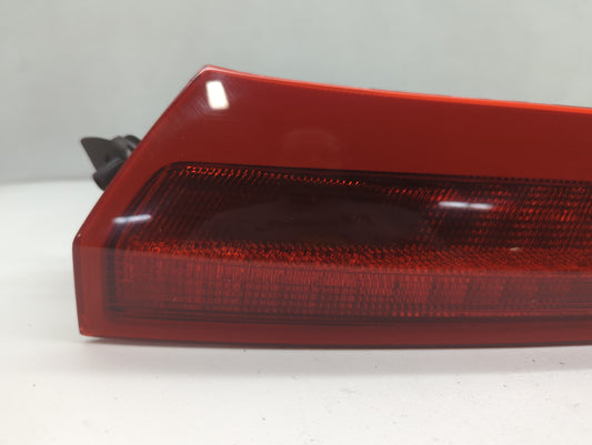 2003-2006 Volvo Xc90 Tail Light Assembly Driver Left OEM P/N:157617 Fits Fits 2003 2004 2005 2006 OEM Used Auto Parts