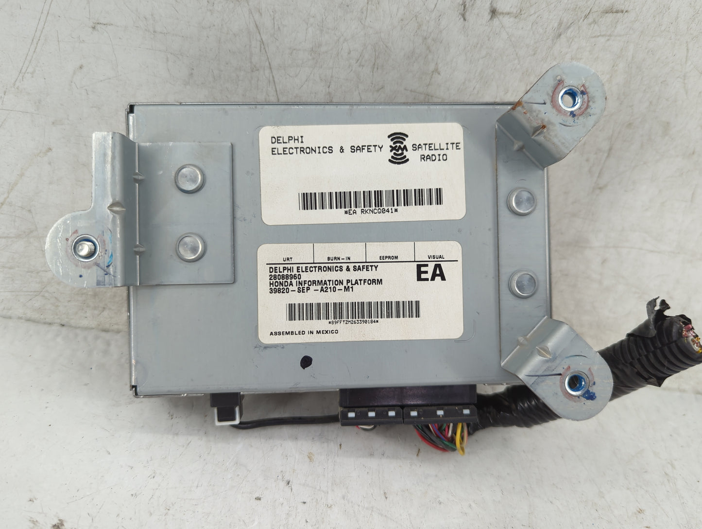 2007-2008 Acura Tl Radio AM FM Cd Player Receiver Replacement P/N:39820-SEP-A210-M1 Fits Fits 2007 2008 OEM Used Auto Parts