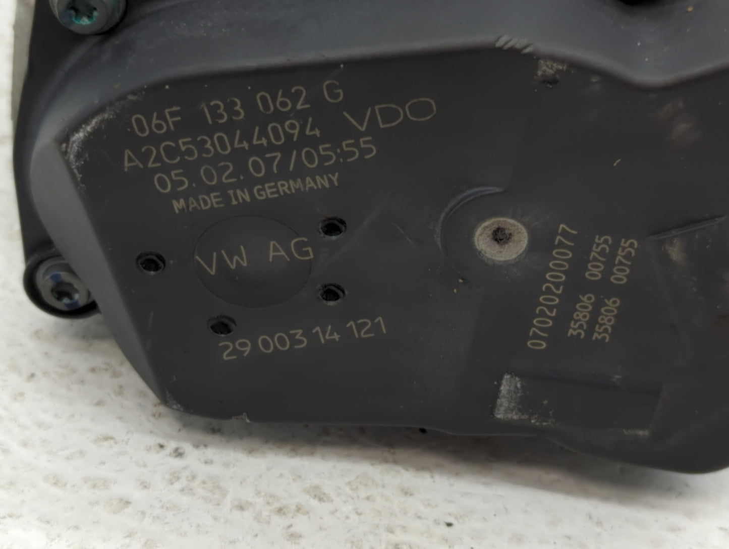2005-2016 Audi A4 Throttle Body P/N:06F 133 062 G 06F 133 062 T Fits OEM Used Auto Parts - Oemusedautoparts1.com