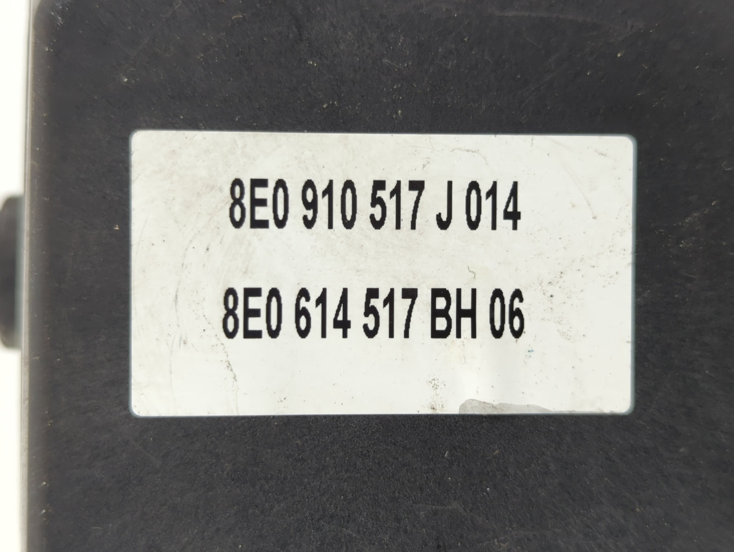 2007-2009 Audi A4 ABS Pump Control Module Replacement P/N:8E0 614 517 BH Fits Fits 2007 2008 2009 OEM Used Auto Parts - Oemu