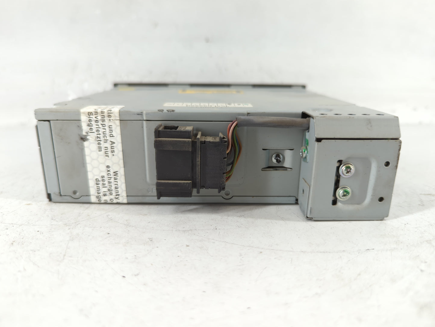 2005-2008 Audi A4 Am Fm Cd Player Radio Receiver - Oemusedautoparts1.com