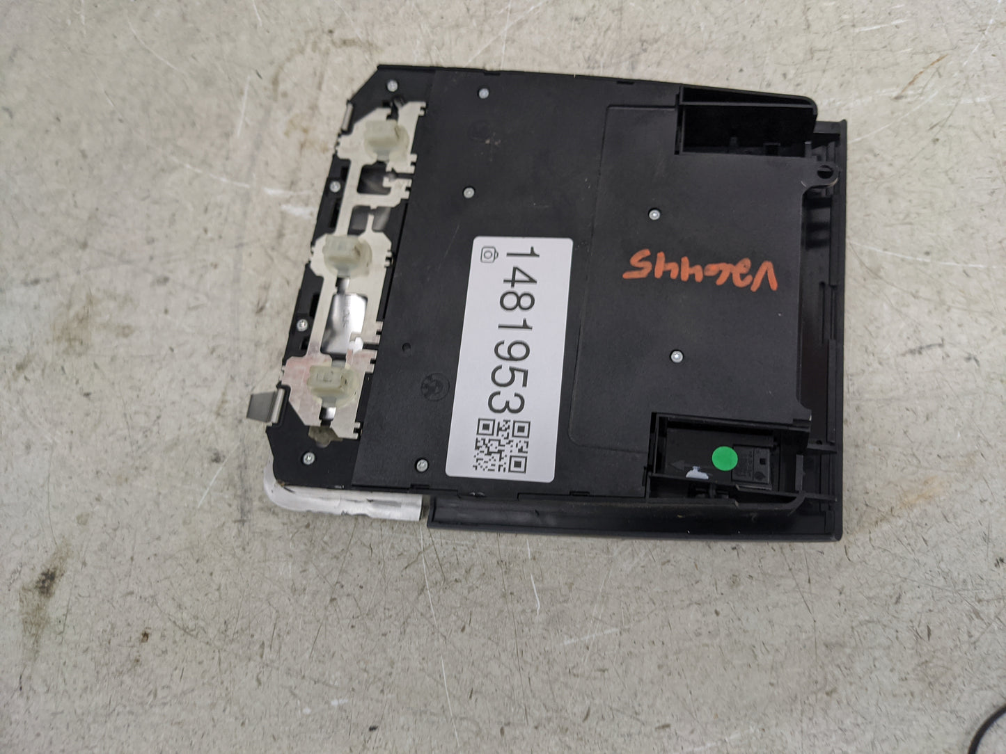 2007 Bmw 328i Overhead Console W/rear Climate Control - Oemusedautoparts1.com