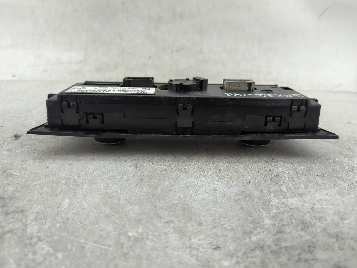 2007-2009 Bmw 328i Climate Control Module Temperature AC/Heater Replacement P/N:9128214-01 Fits Fits 2007 2008 2009 OEM Used