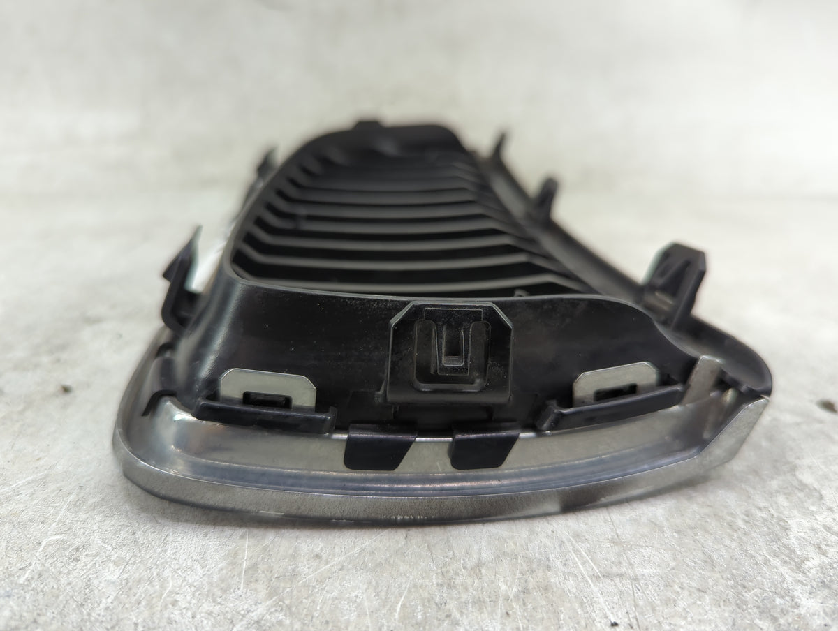 2007-2008 Bmw 328i Front Grille Bumper Not Included 1459797 - Oemusedautoparts1.com