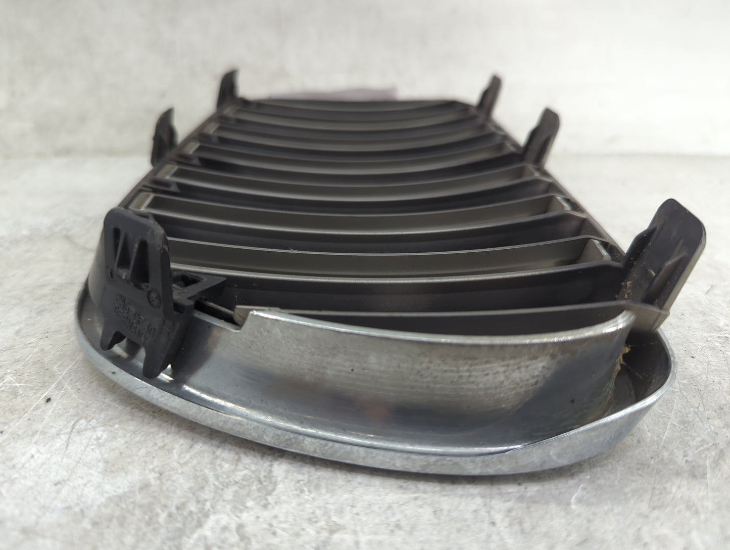 2007 Bmw X3 Front Grille Bumper Not Included - Oemusedautoparts1.com