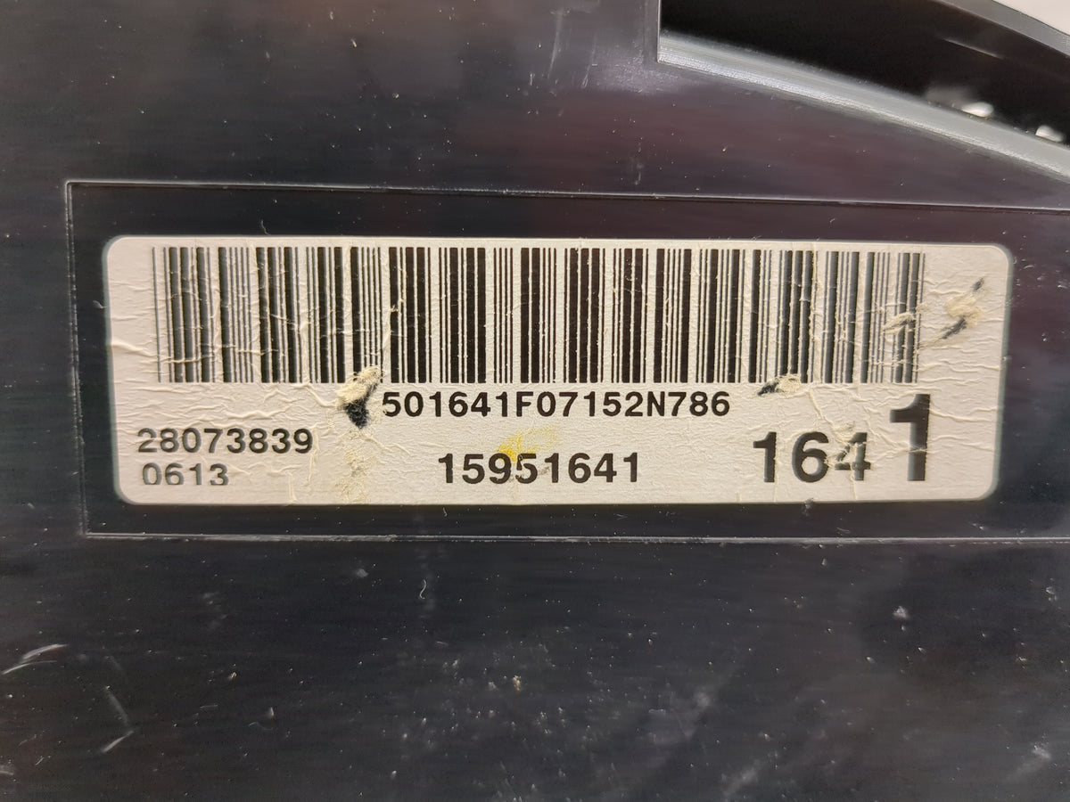 2007 Buick Lucerne Instrument Cluster Speedometer Gauges P/N:15951641 28073839 Miles:119K Fits OEM Used Auto Parts - Oemused