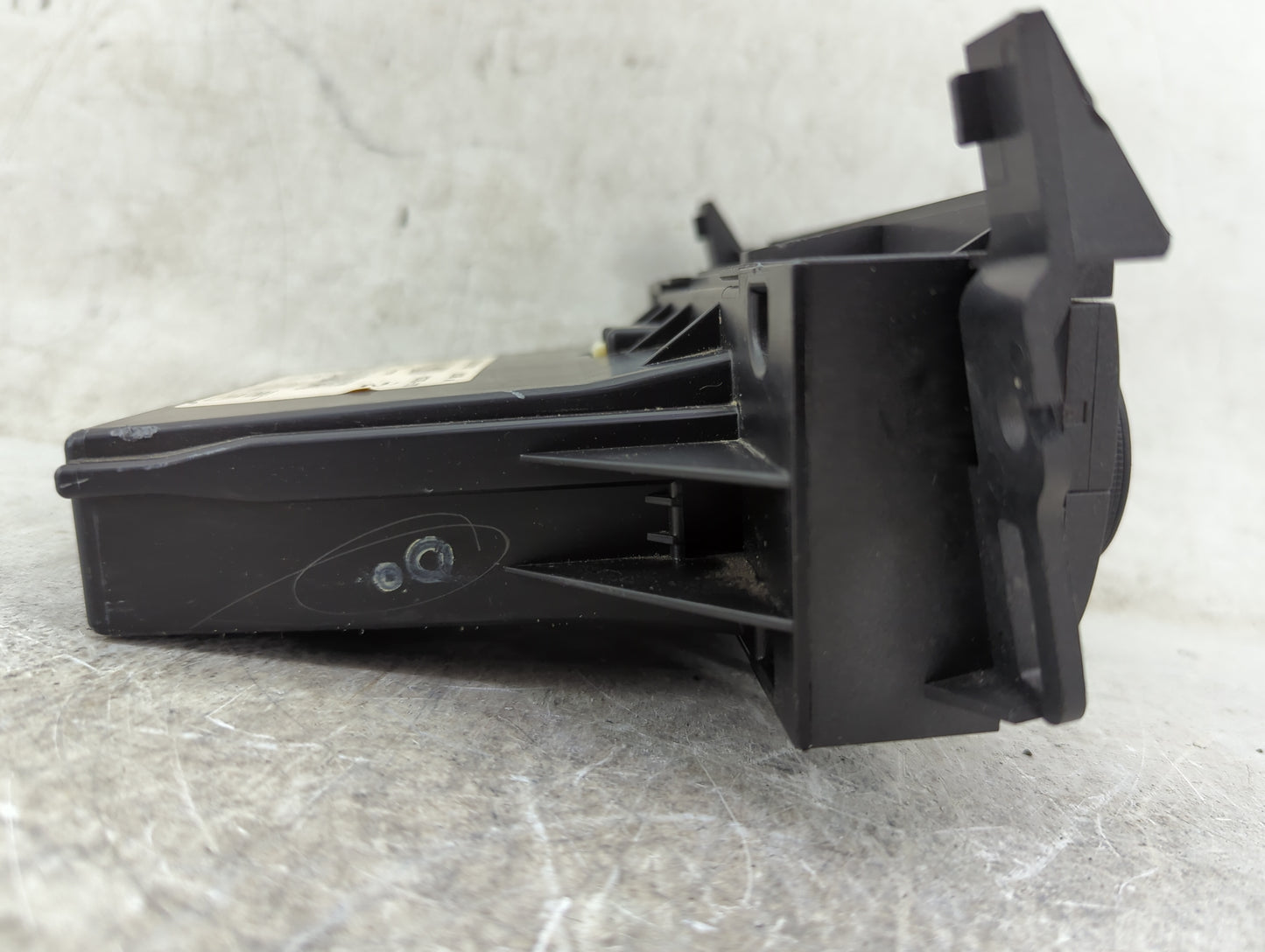 2007 Buick Lucerne Climate Control Module Temperature AC/Heater Replacement P/N:15892086 MX237000-2113 Fits OEM Used Auto Pa