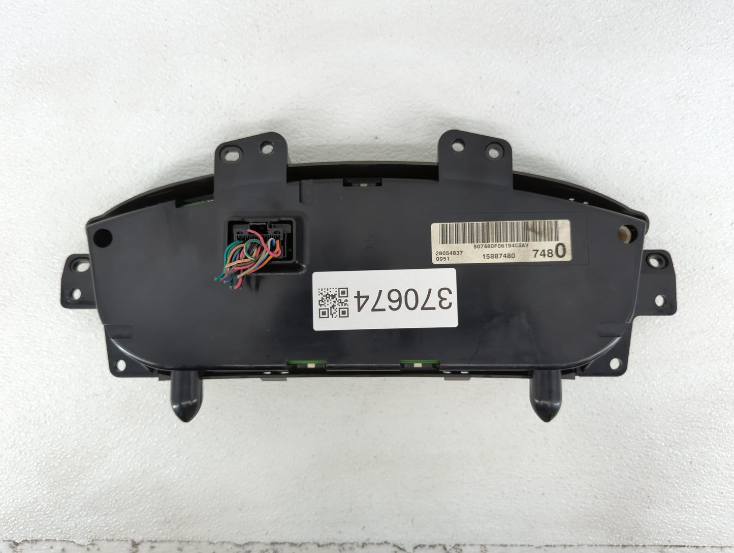 2007 Buick Lucerne Instrument Cluster Speedometer Gauges P/N:15887480 Fits OEM Used Auto Parts - Oemusedautoparts1.com