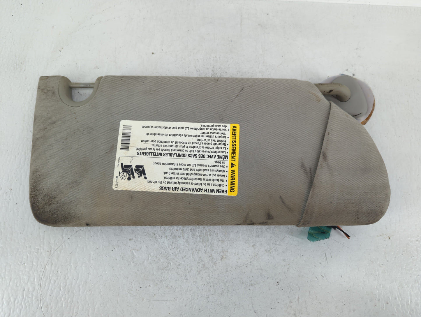 2006-2011 Buick Lucerne Sun Visor Shade Replacement Driver Left Mirror Fits Fits 2006 2007 2008 2009 2010 2011 OEM Used Auto