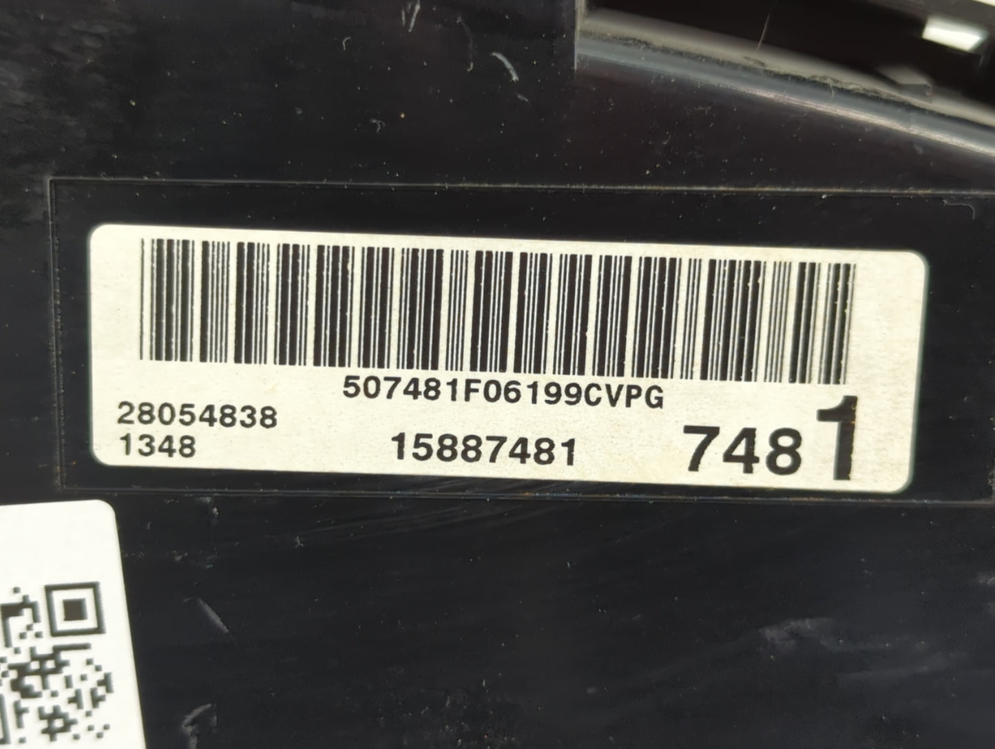2007 Buick Lucerne Instrument Cluster Speedometer Gauges P/N:15887481 Fits OEM Used Auto Parts - Oemusedautoparts1.com