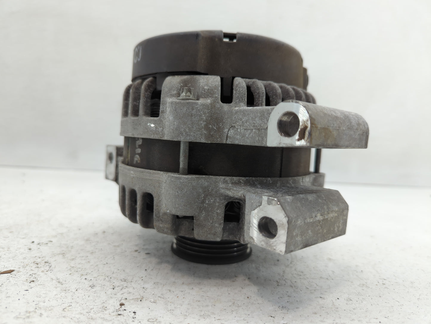 2007 Buick Rainier Alternator Replacement Generator Charging Assembly Engine OEM Fits Fits 2008 2009 OEM Used Auto Parts - O