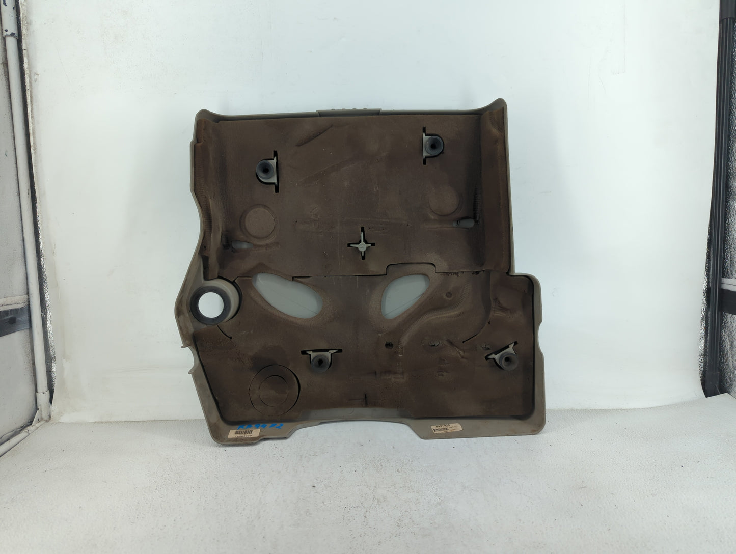 2007 Cadillac Cts Engine Cover - Oemusedautoparts1.com