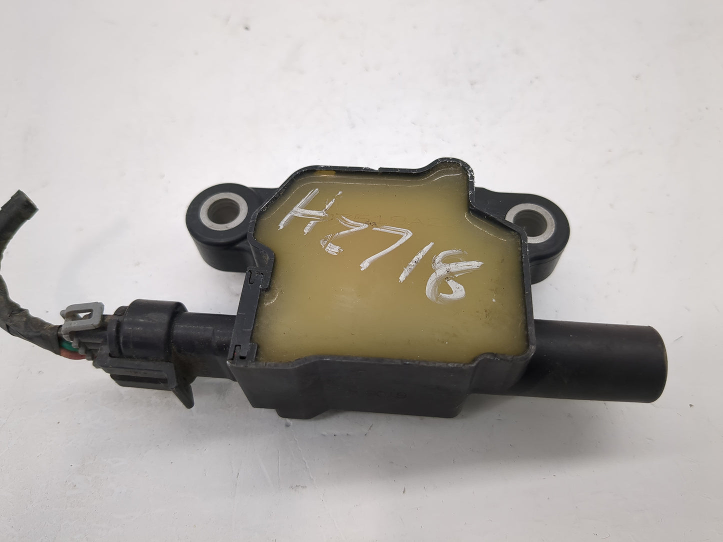 2007-2014 Cadillac Escalade Ignition Coil Igniter Pack - Oemusedautoparts1.com