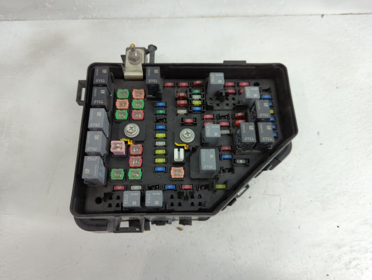 2007 Cadillac Srx Fusebox Fuse Box Panel Relay Module P/N:7140-1941-30 Fits OEM Used Auto Parts