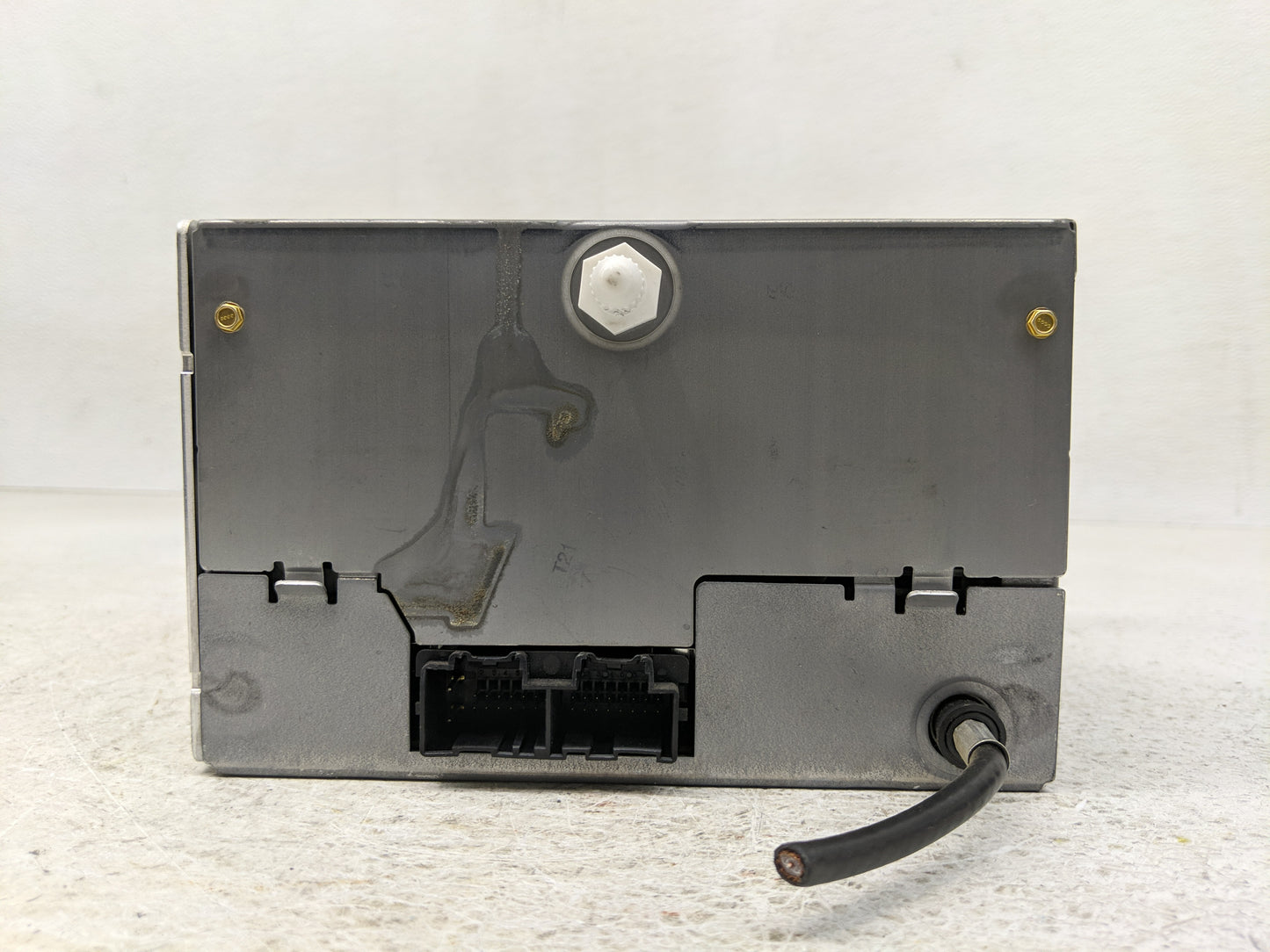 2007 Chevrolet Avalanche 1500 Radio AM FM Cd Player Receiver Replacement P/N:25799568 15909952 Fits Fits 2008 2009 2010 OEM