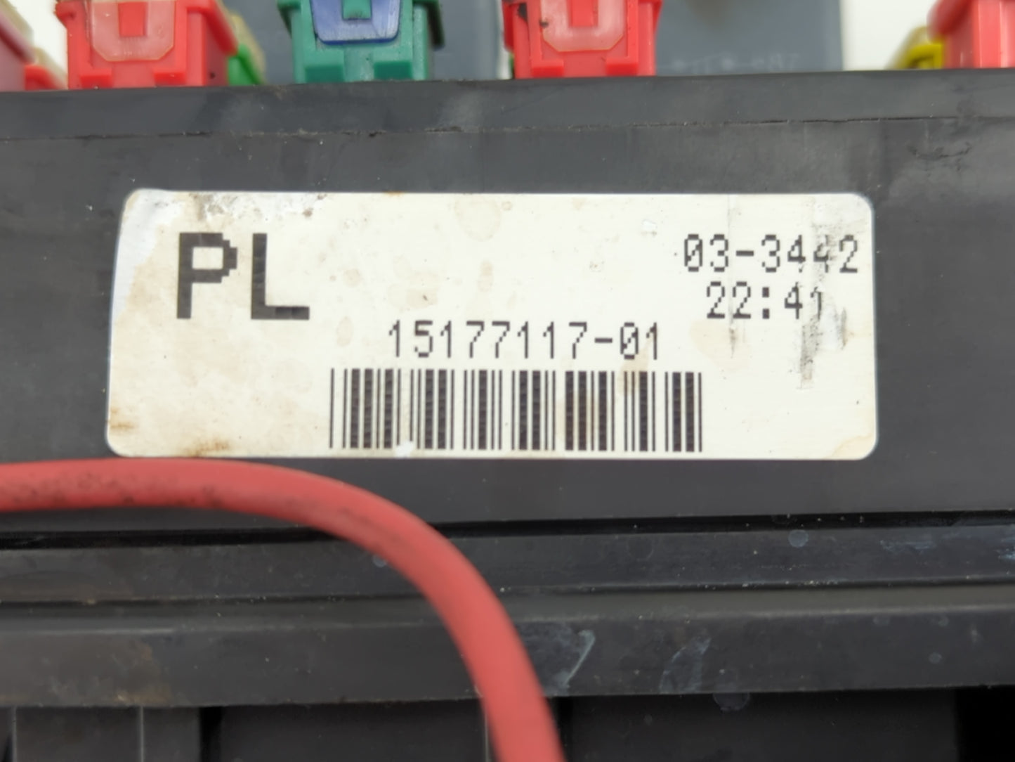 2007 Chevrolet Chevy Fusebox Fuse Box Panel Relay Module P/N:15177117-01 Fits OEM Used Auto Parts - Oemusedautoparts1.com