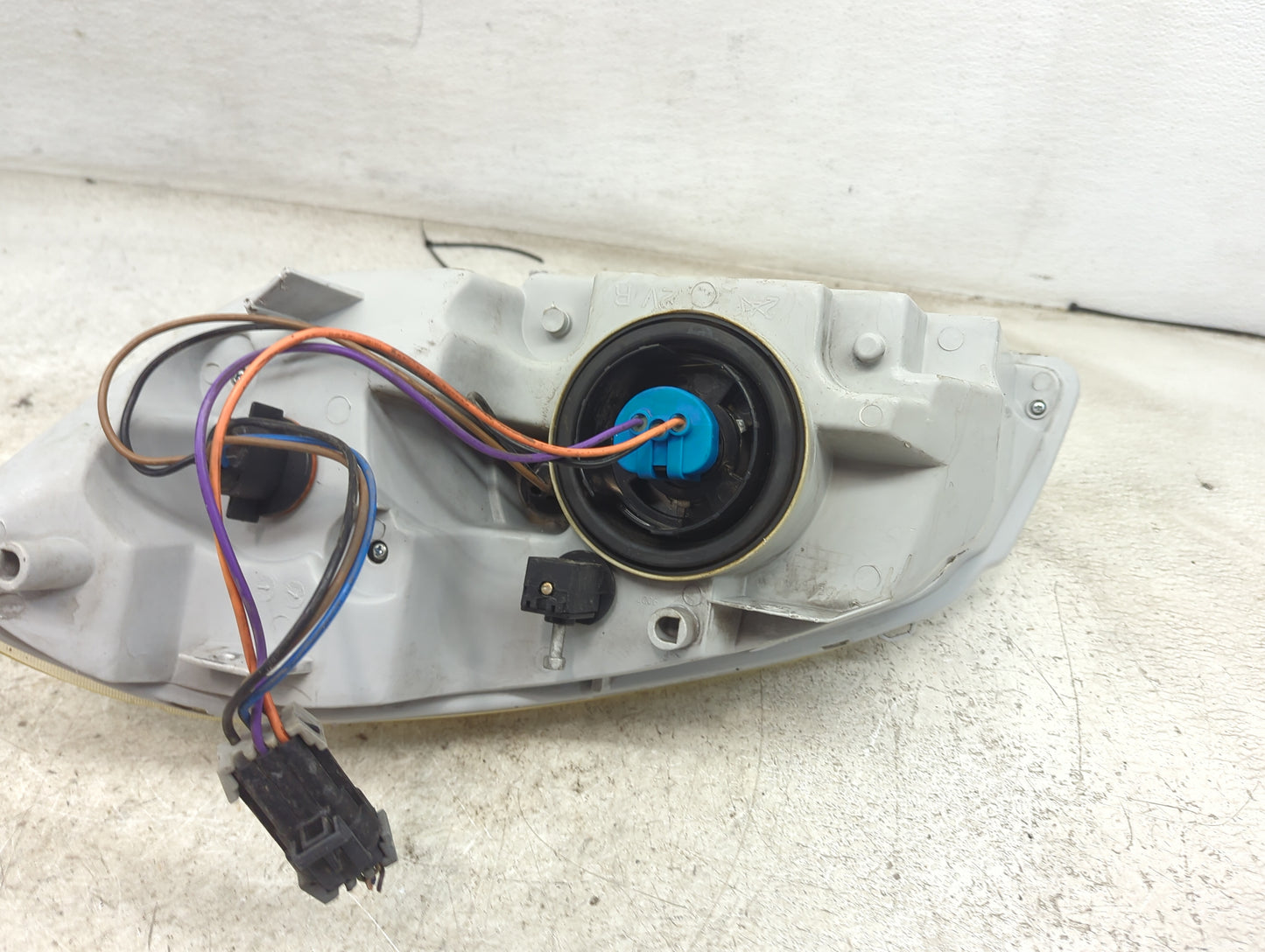 2007 Chevrolet Cobalt Passenger Right Oem Head Light Headlight Lamp - Oemusedautoparts1.com