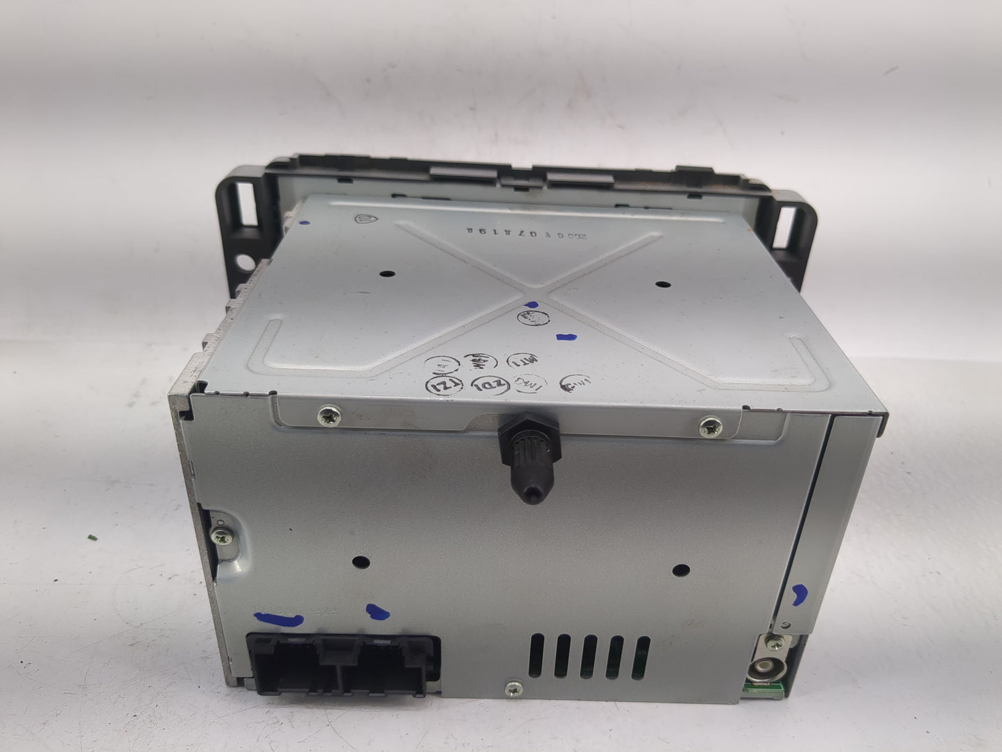 2007 Chevrolet Equinox Radio AM FM Cd Player Receiver Replacement P/N:15293275 Fits OEM Used Auto Parts - Oemusedautoparts1.