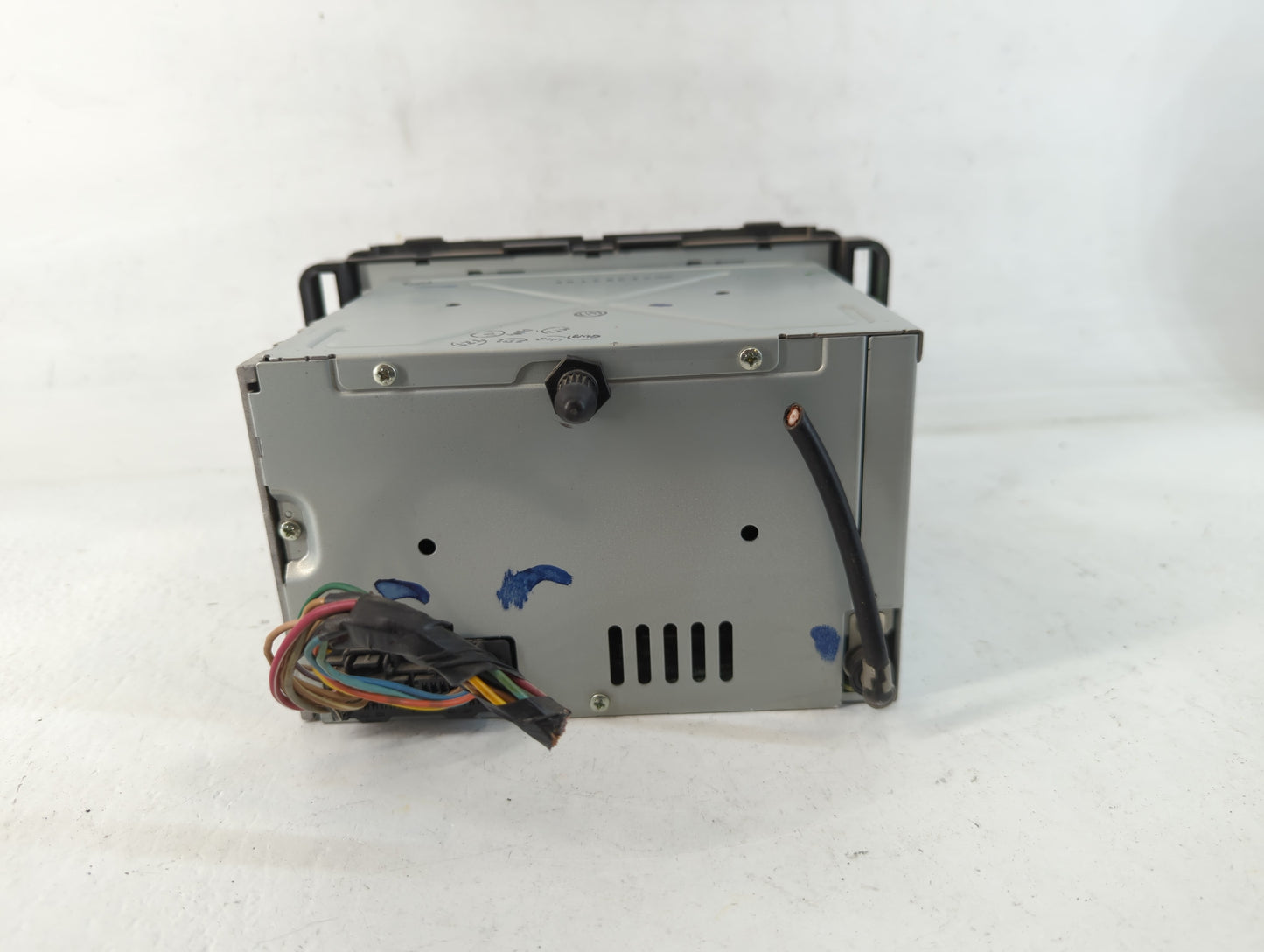 2007-2007 Chevrolet Equinox Am Fm Cd Player Radio Receiver - Oemusedautoparts1.com