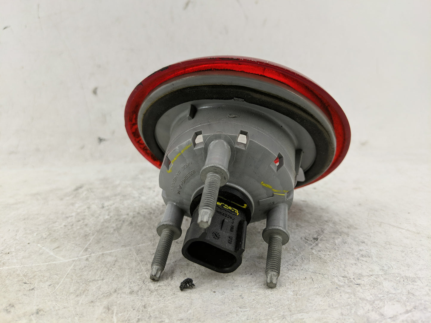 2006-2011 Chevrolet Hhr Tail Light Assembly Passenger Right OEM Fits Fits 2006 2007 2008 2009 2010 2011 OEM Used Auto Parts
