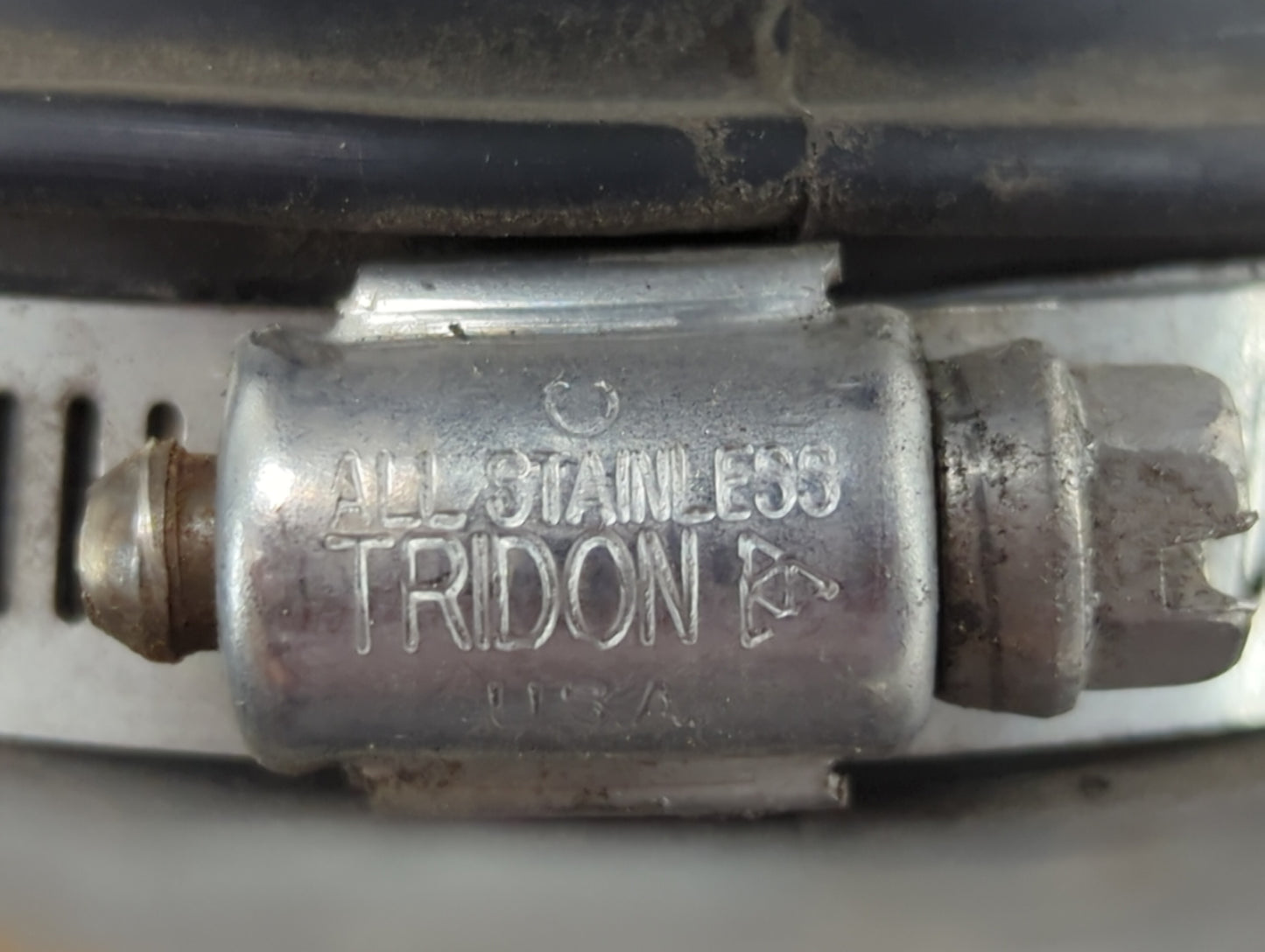 2007 Chevrolet Hhr Engine Cover - Oemusedautoparts1.com