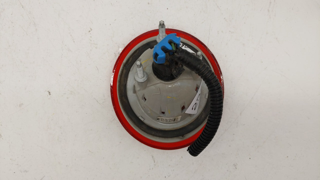 2006-2011 Chevrolet Hhr Tail Light Assembly Driver Left OEM P/N:20778528 15875485 Fits Fits 2006 2007 2008 2009 2010 2011 OE