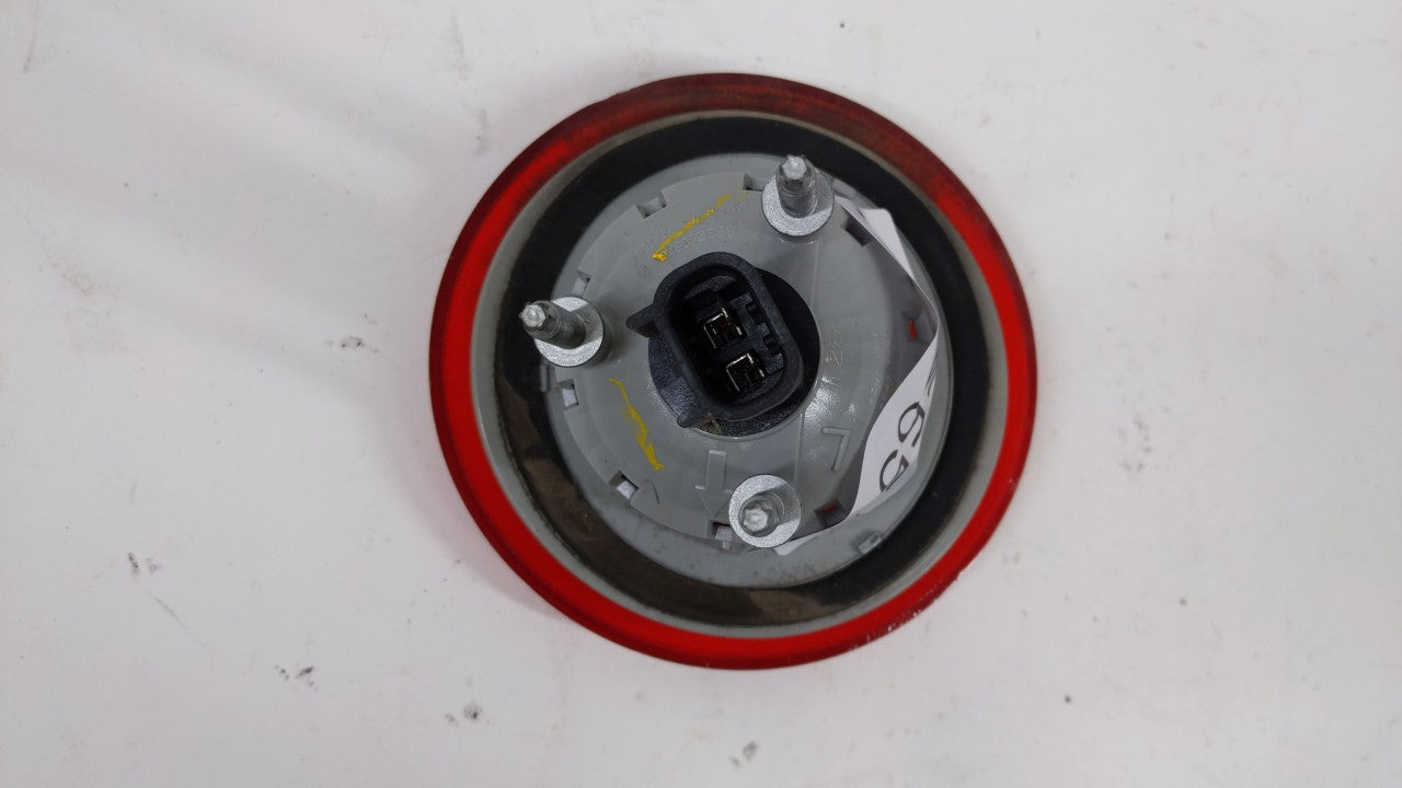 2006-2011 Chevrolet Hhr Tail Light Assembly Driver Left OEM P/N:20778528 15875485 Fits Fits 2006 2007 2008 2009 2010 2011 OE