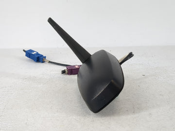 2007 Chevrolet Impala Radio Antenna Mast