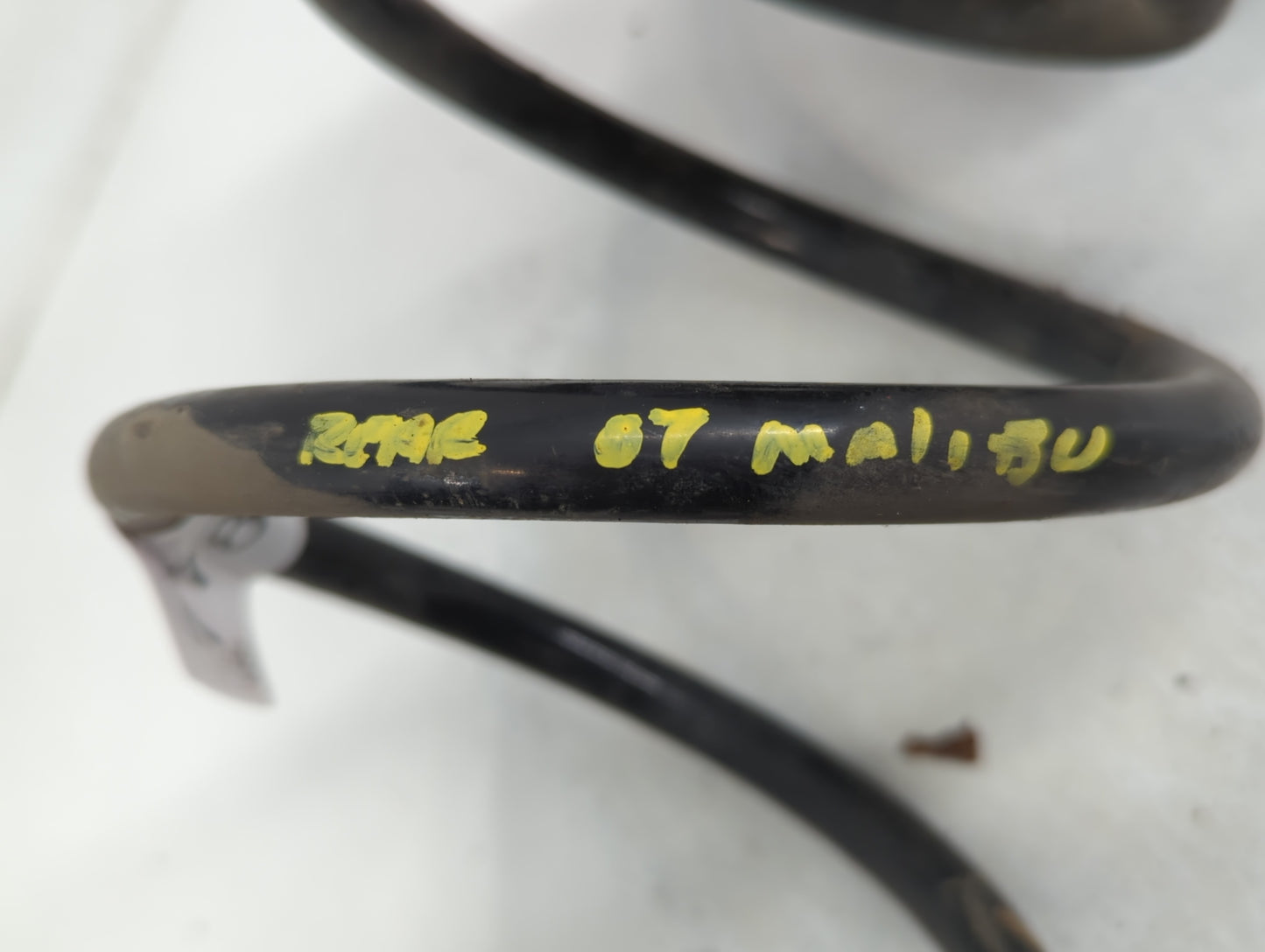 2004-2008 Chevrolet Malibu Passenger Rear Coil / Airspring - Oem - Oemusedautoparts1.com