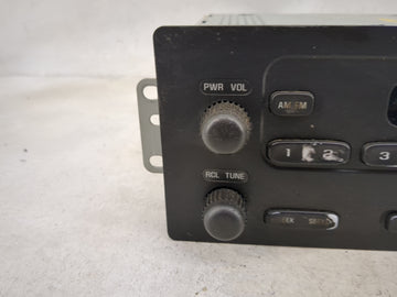 2003-2007 Chevrolet Silverado 1500 Radio AM FM Cd Player Receiver Replacement P/N:12244369 15131157 Fits OEM Used Auto Parts