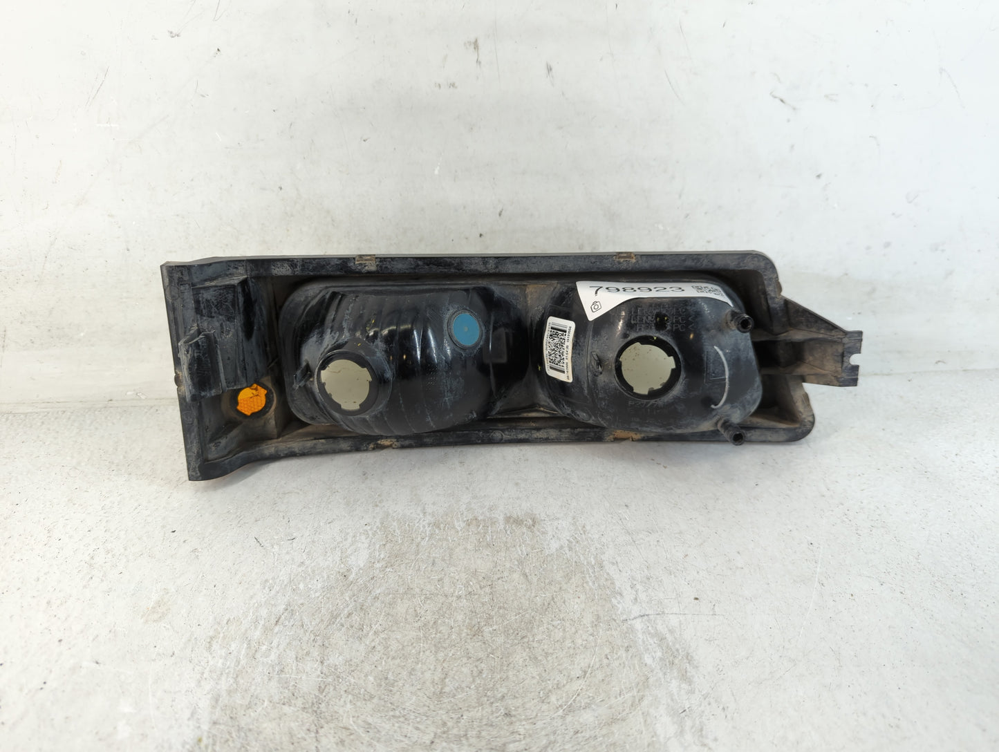 Silverado 1500 Classic Driver Left Oem Head Light Headlight Lamp - Oemusedautoparts1.com