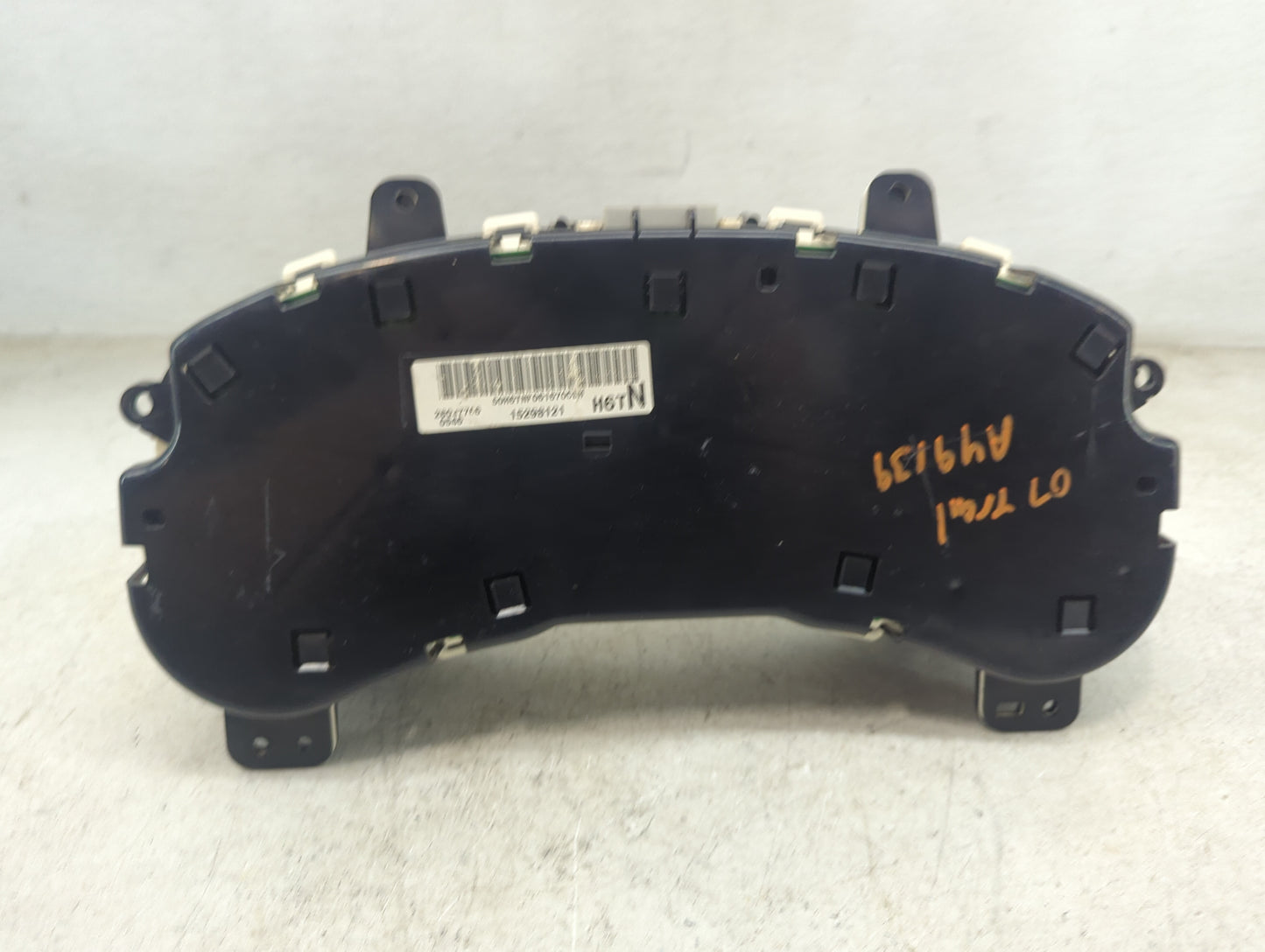 2006-2009 Chevrolet Trailblazer Instrument Cluster Speedometer Gauges P/N:28037766 15298121 Miles:123K Fits OEM Used Auto Pa