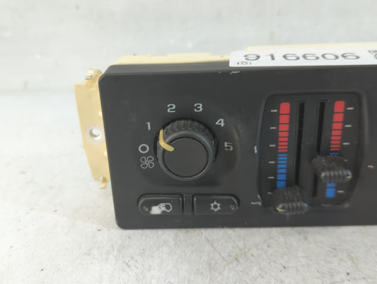 2003-2009 Chevrolet Trailblazer Climate Control Module Temperature AC/Heater Replacement P/N:10395426 Fits OEM Used Auto Parts