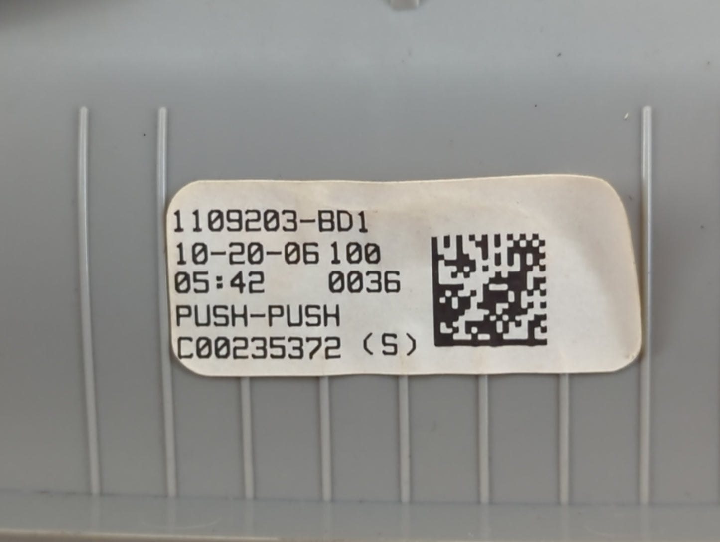 2005-2007 Chrysler 300 Overhead Roof Console Interior Dome Light - Oemusedautoparts1.com