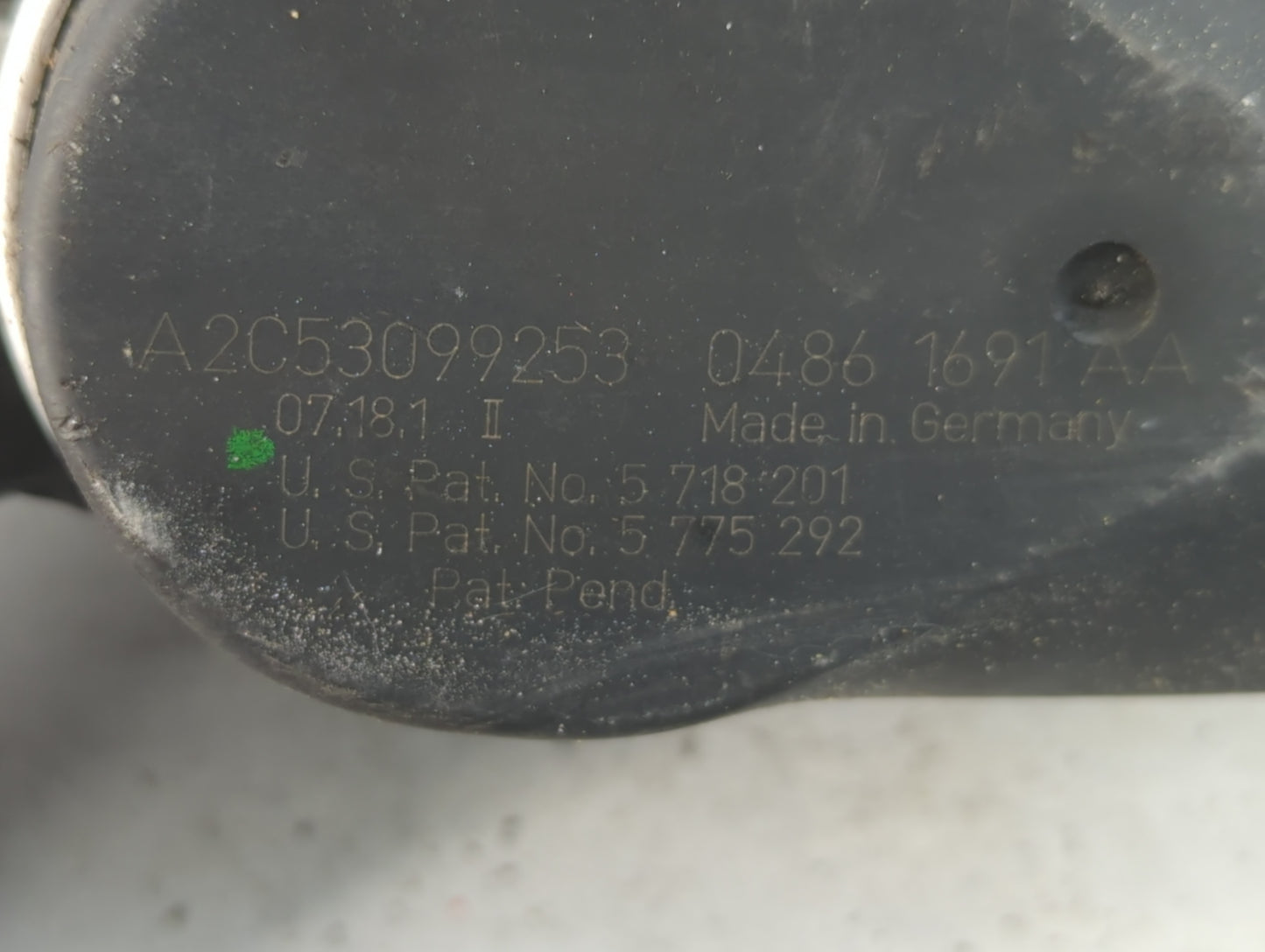 2006-2010 Chrysler 300 Throttle Body P/N:0486 1691 AA Fits Fits 2006 2007 2008 2009 2010 2011 OEM Used Auto Parts - Oemuseda