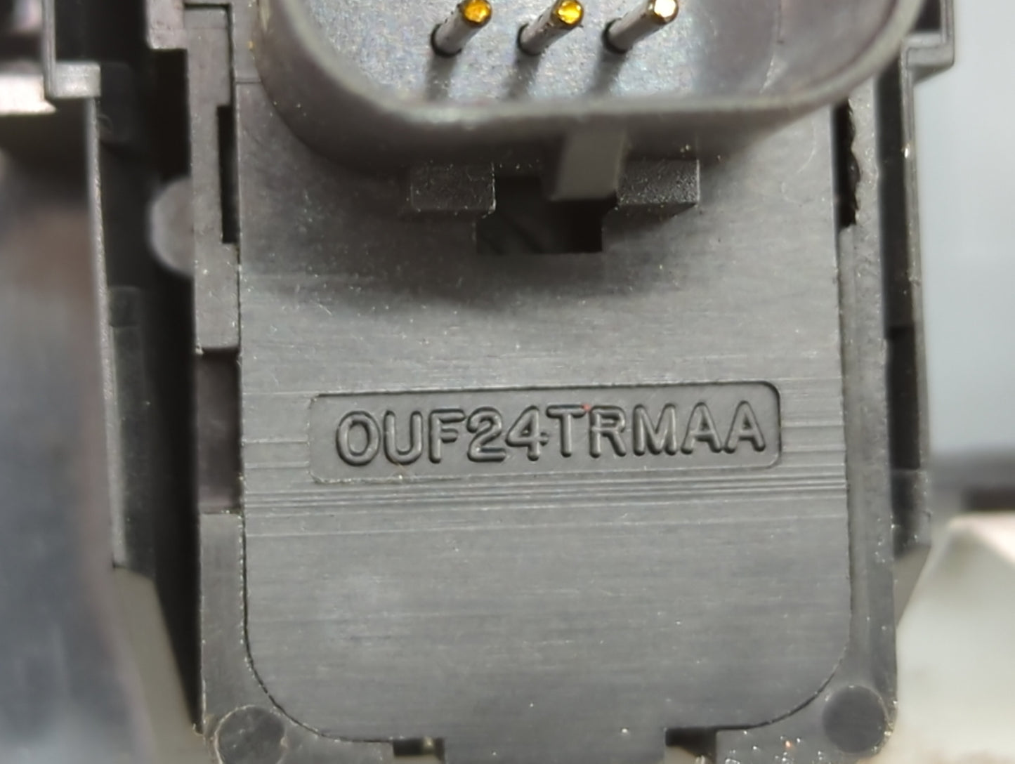 2007 Chrysler Pacifica Climate Control Module Temperature AC/Heater Replacement P/N:0UB51TRMAC 0UB52TRMAC Fits OEM Used Auto