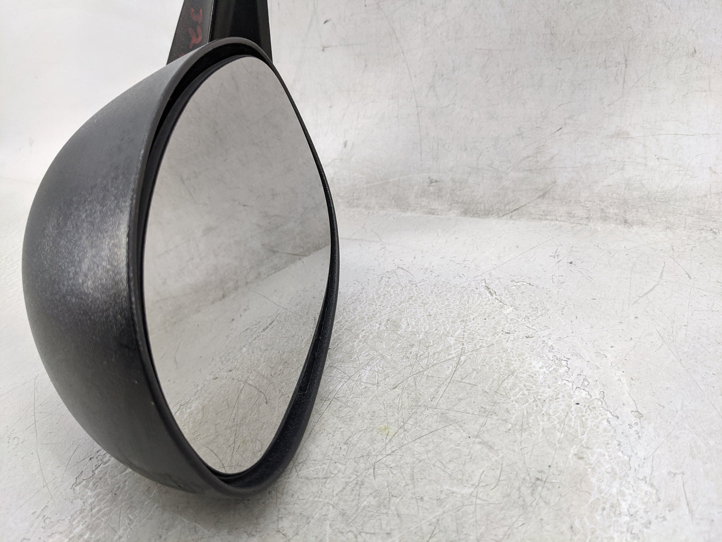 2007-2008 Chrysler Pt Cruiser Driver Side View Mirror - Left Door Mirror OEM Used - Oemusedautoparts1.com