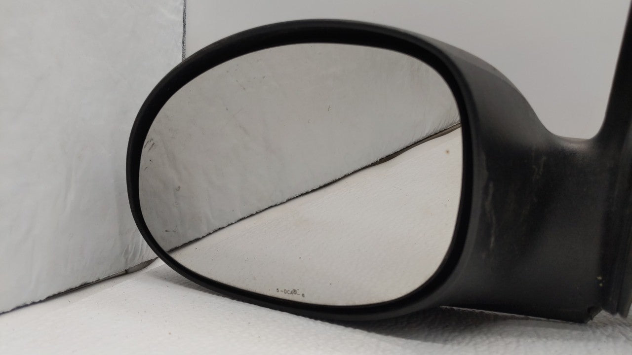 2007 Chrysler Pt Cruiser Driver Side View Mirror - Left Door Mirror OEM Used - Oemusedautoparts1.com