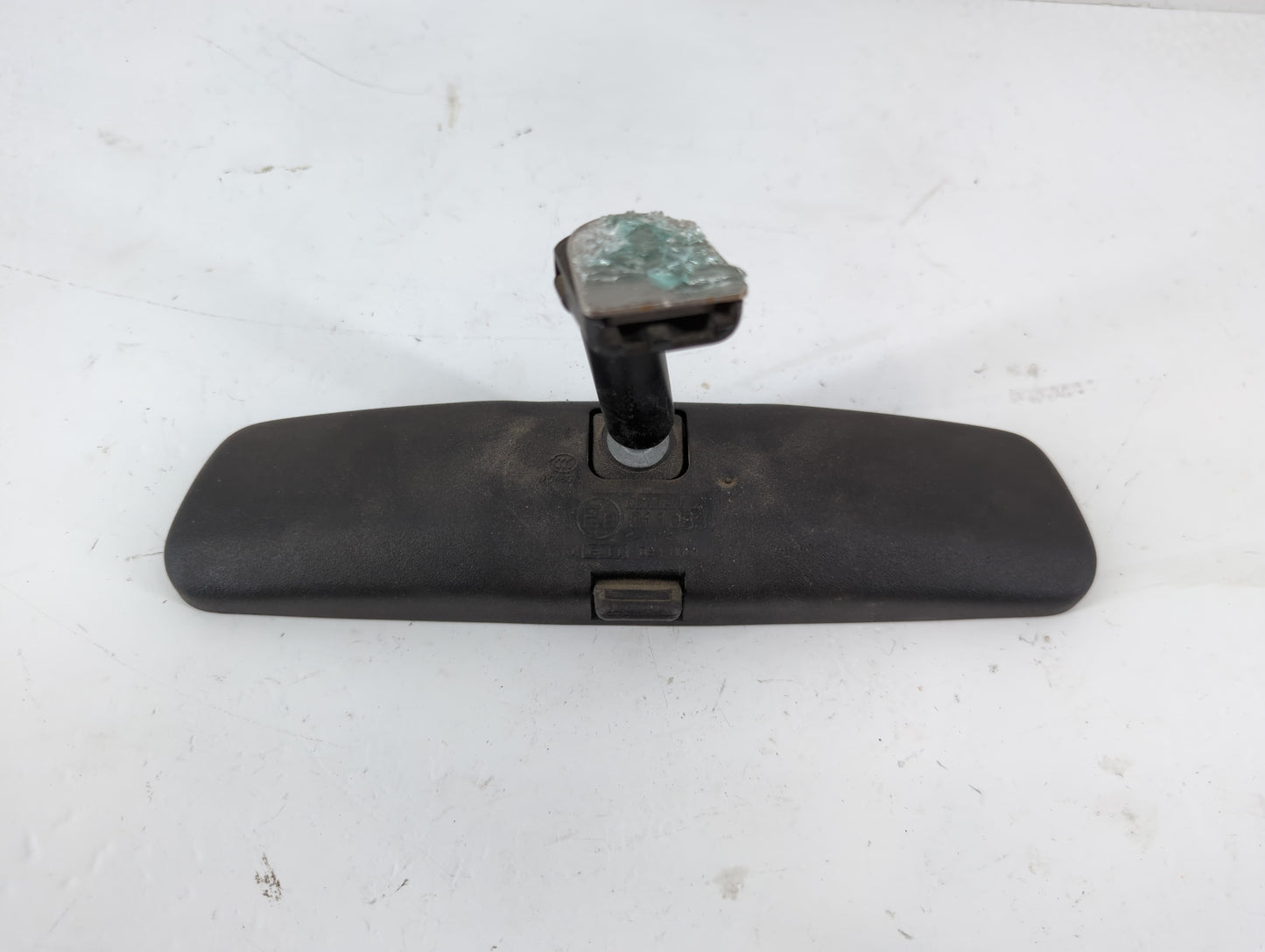 2007 Chrysler Town & Country Interior Rear View Mirror Replacement OEM P/N:E8011083 Fits OEM Used Auto Parts - Oemusedautopa