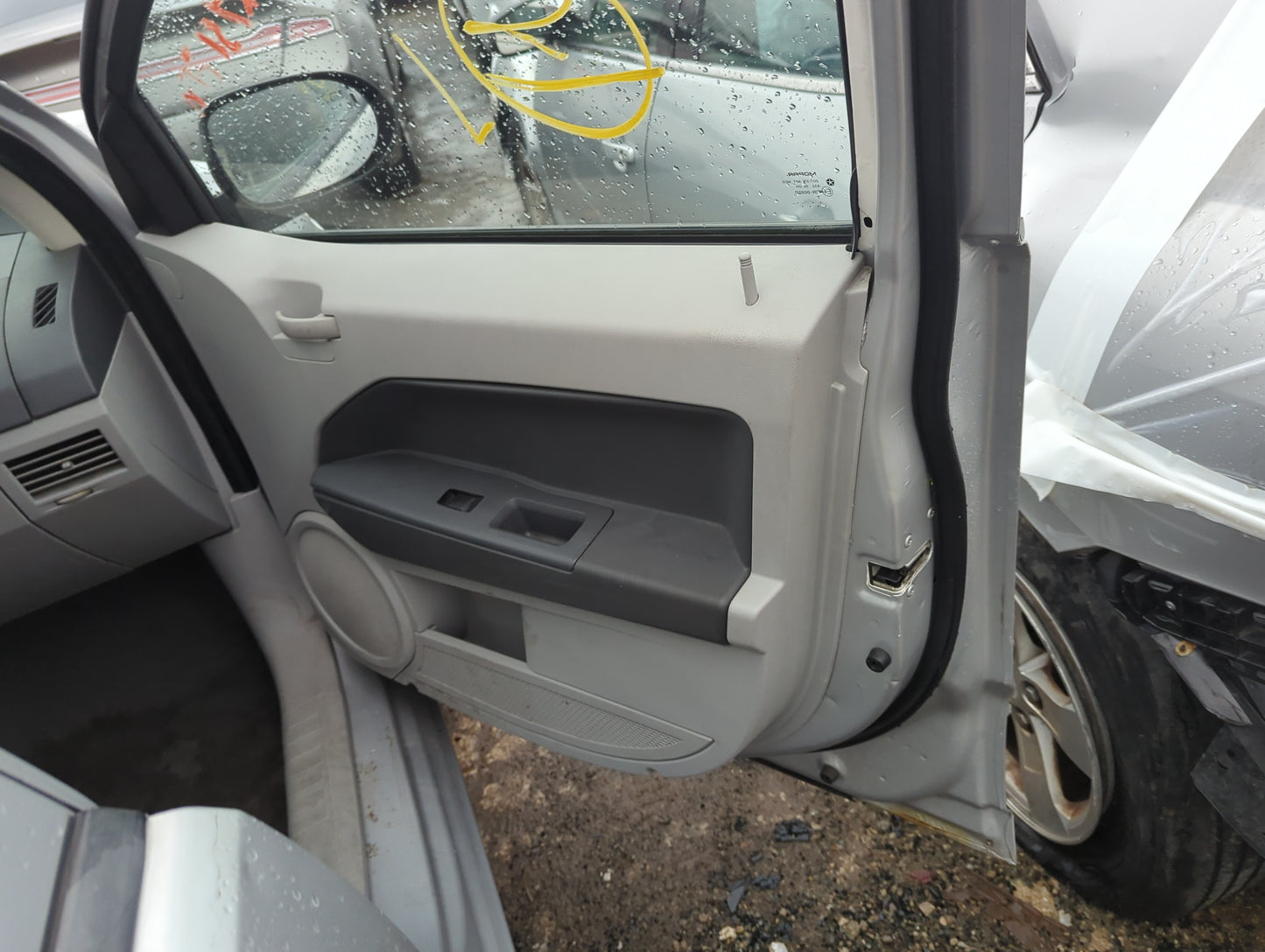2007 Dodge Caliber Front Right Passenger Interior Door Panel Trim - Oemusedautoparts1.com