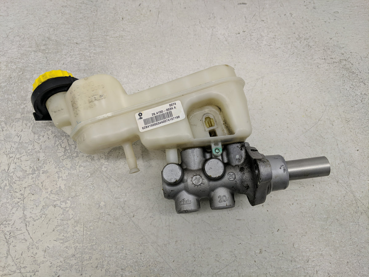 2007-2012 Dodge Caliber Brake Master Cylinder 1312063 - Oemusedautoparts1.com