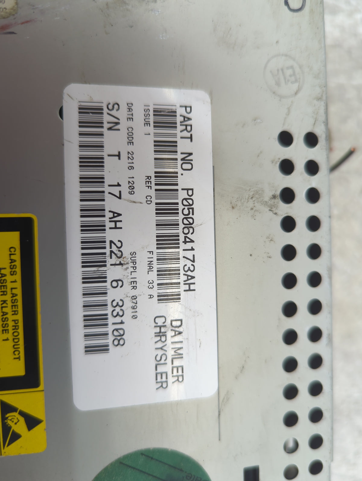 2007 Dodge Caliber Radio AM FM Cd Player Receiver Replacement P/N:P05064173AH Fits Fits 2004 2005 2006 2008 2009 2010 OEM Us