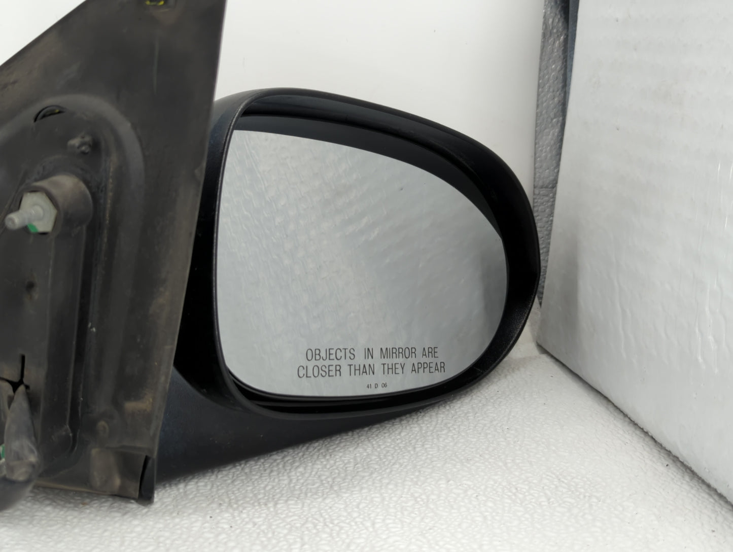 2007-2012 Dodge Caliber Passenger Side View Mirror - Right Door Mirror OEM Used - Oemusedautoparts1.com