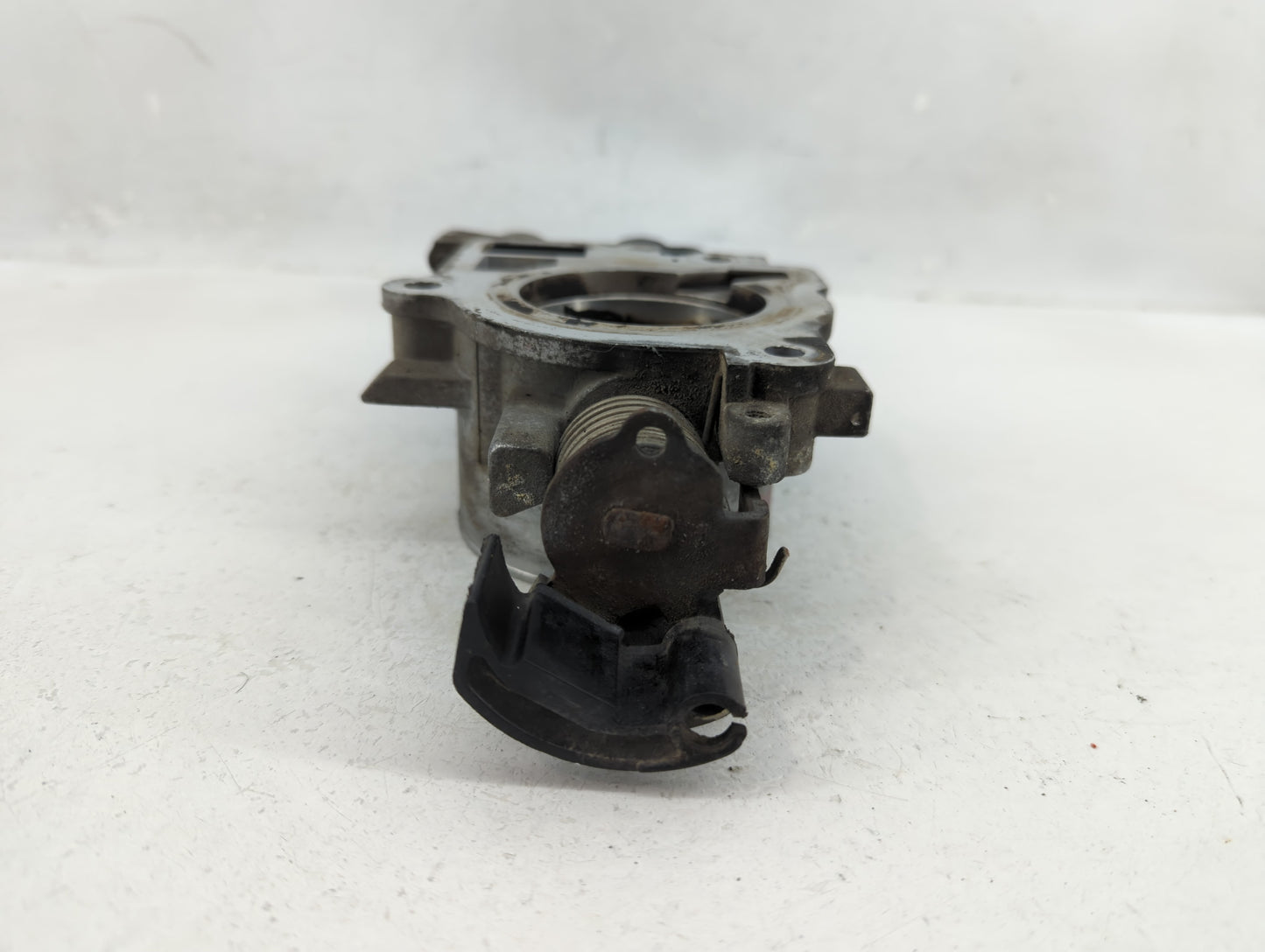 2003-2007 Dodge Caravan Throttle Body Fits Fits 2003 2004 2005 2006 2007 OEM Used Auto Parts - Oemusedautoparts1.com