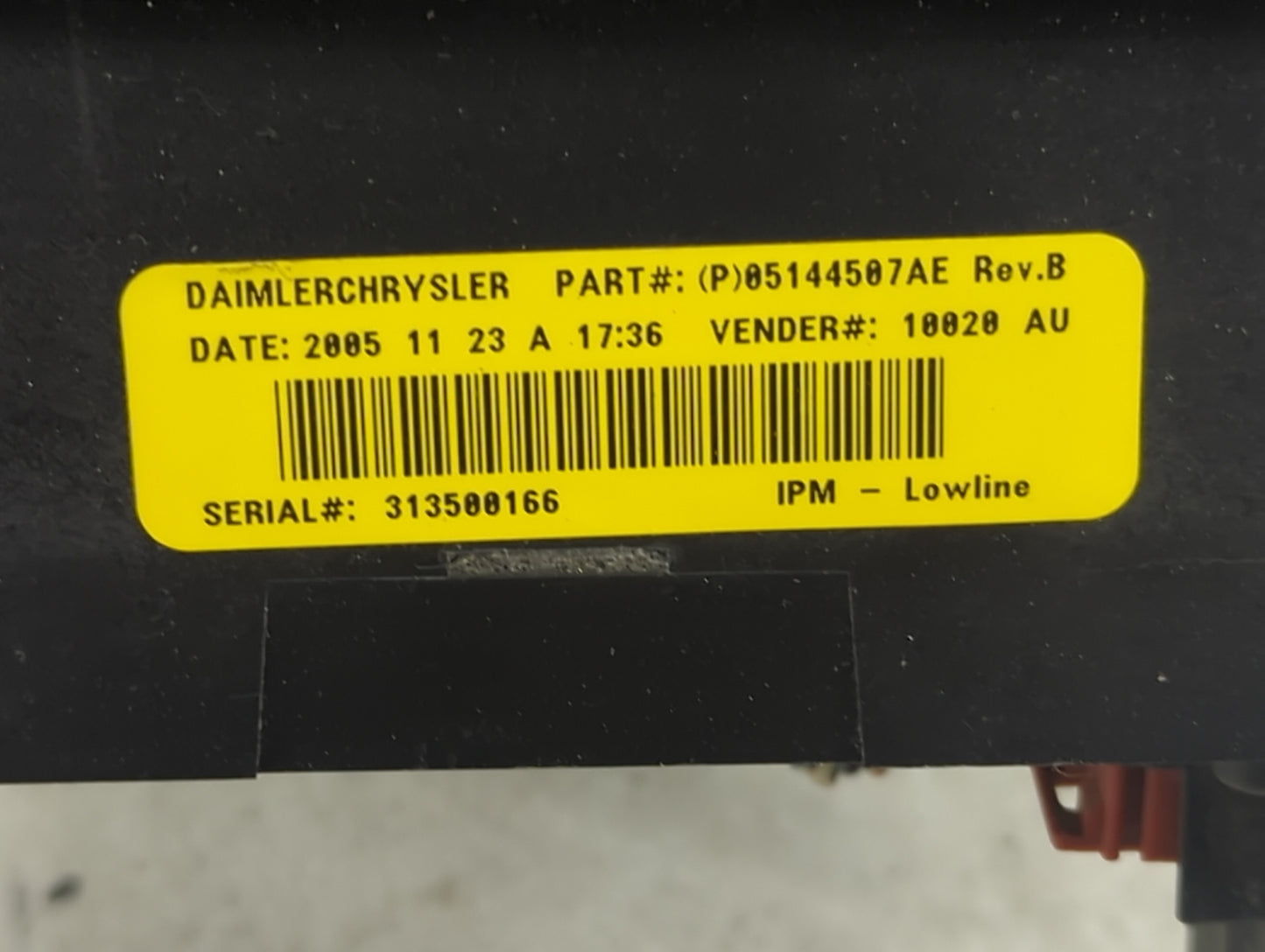 2006-2007 Dodge Caravan Body Control Module Bcm 05144507ae - Oemusedautoparts1.com