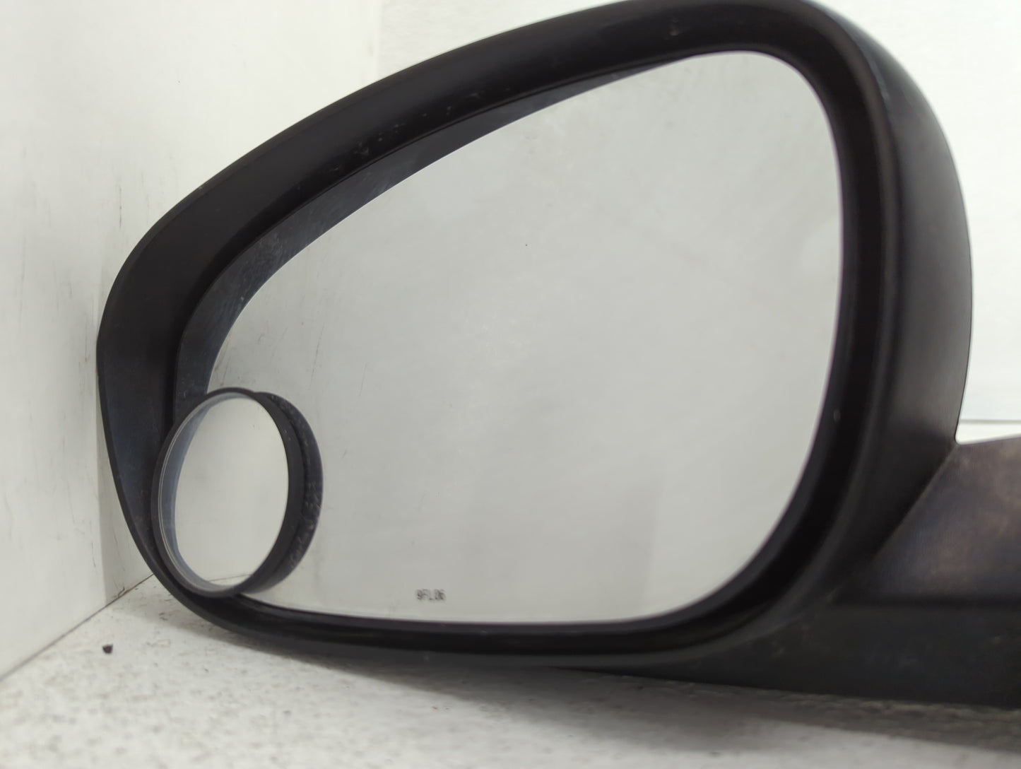 2006-2010 Dodge Charger Driver Side View Mirror - Left Door Mirror OEM Used - Oemusedautoparts1.com