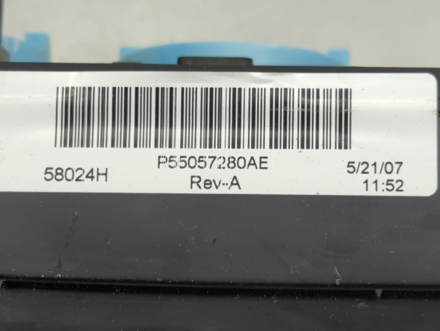 2005-2009 Dodge Durango Climate Control Module Temperature AC/Heater Replacement P/N:P55057280AE Fits OEM Used Auto Parts -
