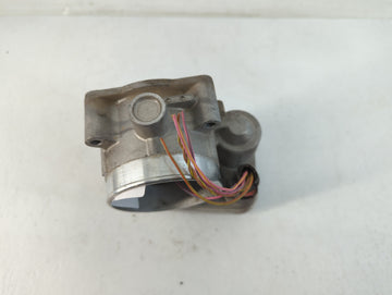 2005-2008 Dodge Durango Throttle Body P/N:5303 2801 AB A2C53112131 Fits Fits 2005 2006 2007 2008 2009 2010 2011 2012 OEM Used Auto Parts