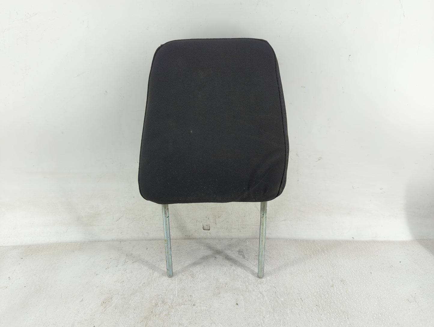 2007-2011 Dodge Nitro Headrest Head Rest Front Driver Passenger Seat Fits Fits 2007 2008 2009 2010 2011 OEM Used Auto Parts