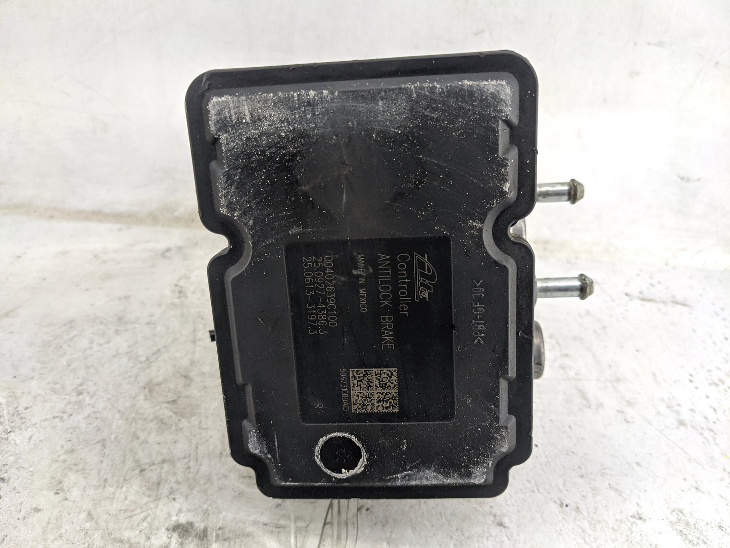 2007 Dodge Nitro ABS Pump Control Module Replacement P/N:00404639C100 25.0027-4386.3, 25.0613-3197.3, 56073000AD Fits OEM Us
